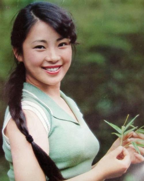 李连杰女儿大学毕业,李连杰女儿大学毕业了吗