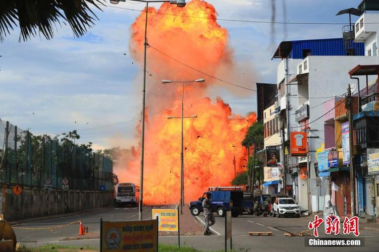 74549.cσm查询开奖记录和车间爆炸目击者发声与车间爆炸目击者发声视频